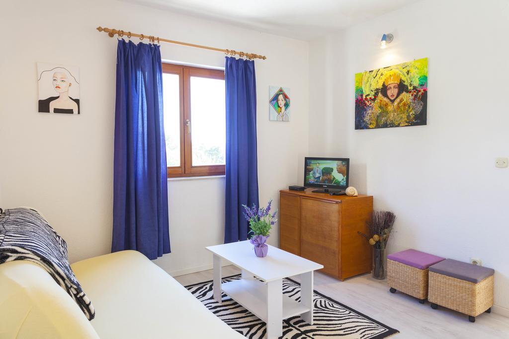Meri Apartments - Puharic Makarska Habitación foto